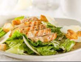 Tavuklu Sezar Salata Chicken Caesar Salad